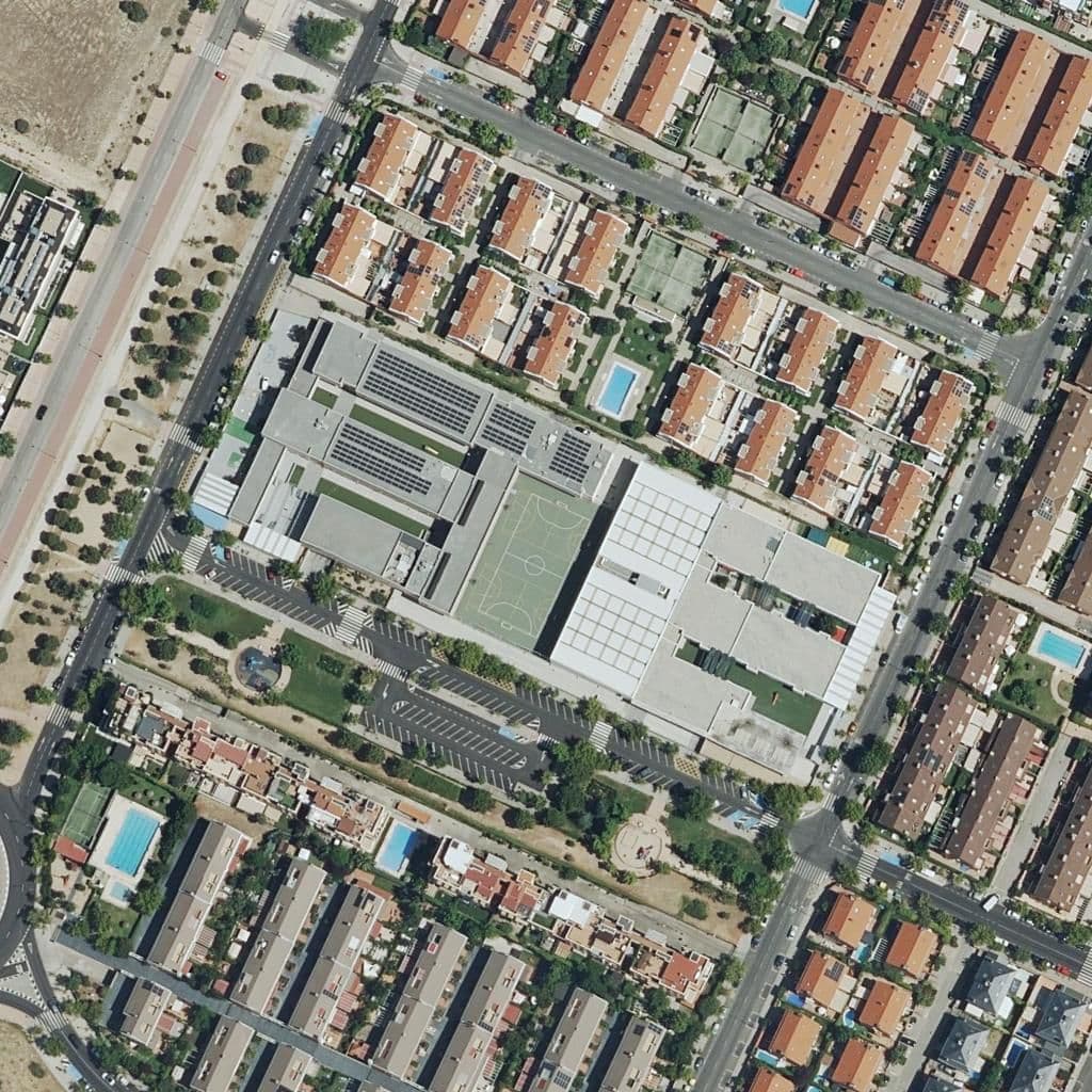 Aerial view of the grounds of Colegio Quercus