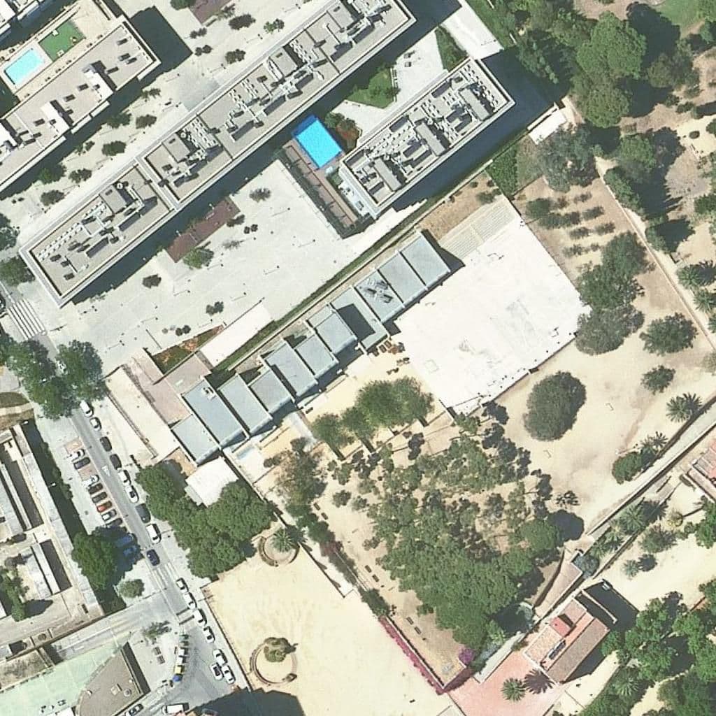Aerial view of the grounds of Escola Artur Martorell