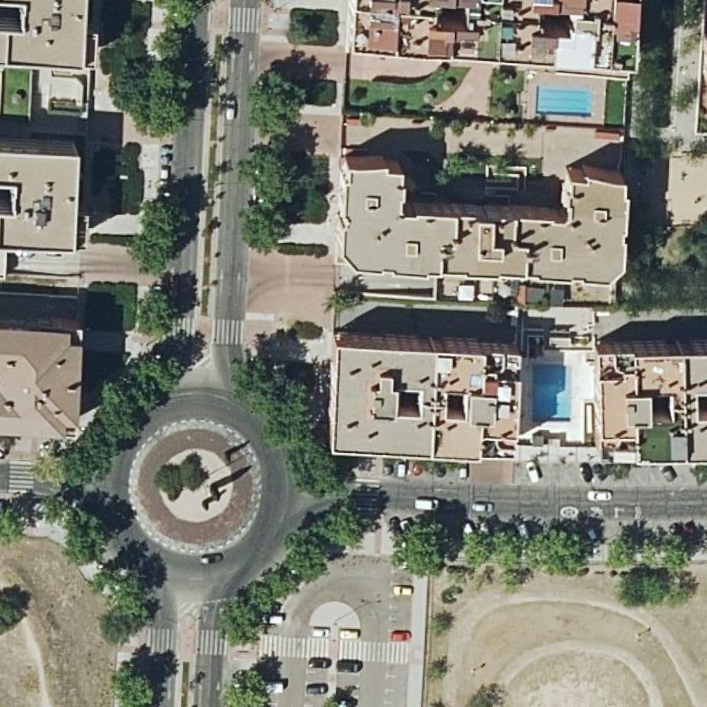 Вид сверху на территорию школы «Parapeques»