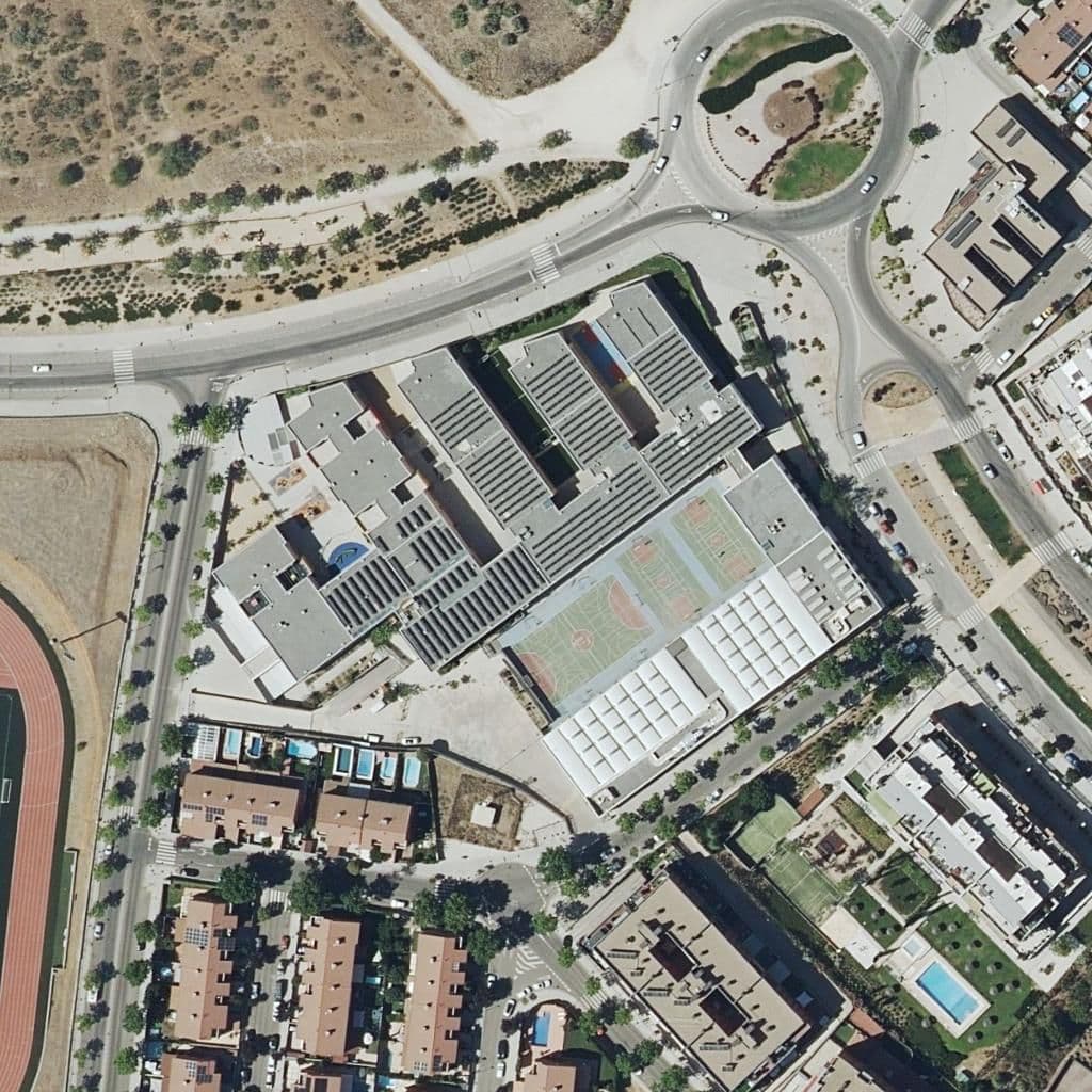 Aerial view of the grounds of Colegio Miramadrid