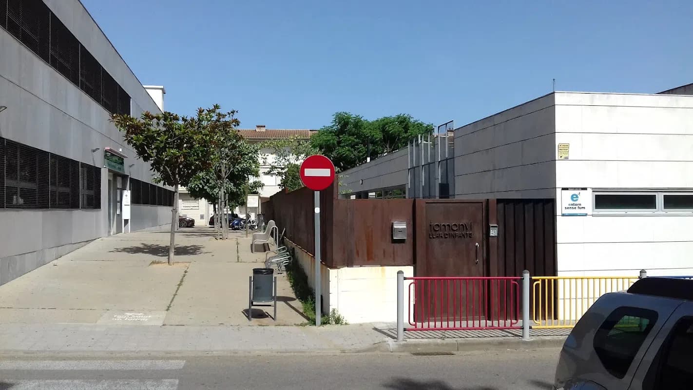 Llar D'infants Tomanyí