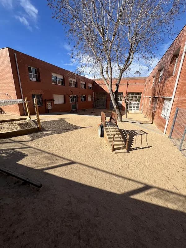 Escola Carles Faust