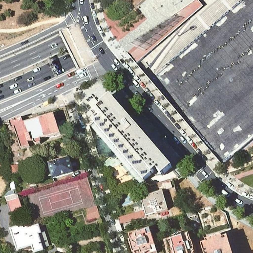 Aerial view of the grounds of Escola Bressol El Tramvia Blau