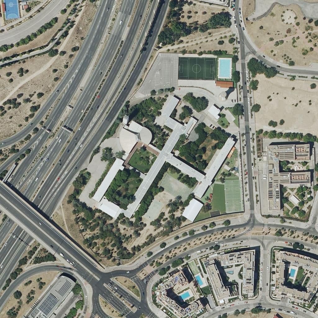 Вид сверху на территорию школы «St. George's School Of Madrid (Britanico)»