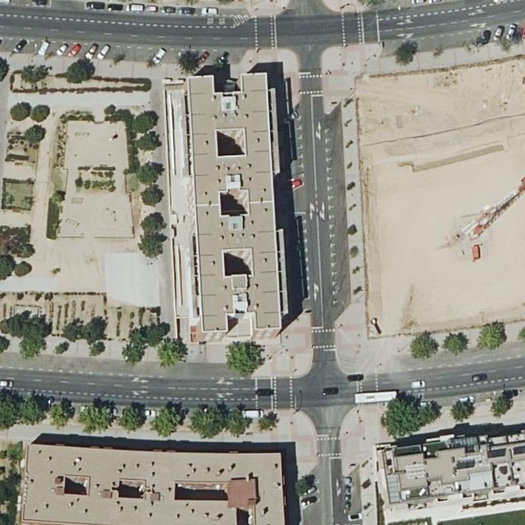 Aerial view of the grounds of Alzando El Vuelo