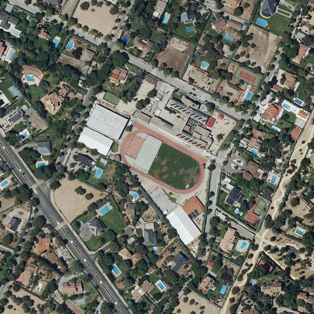 Aerial view of the grounds of Centro De Estudios Profesionales Cve