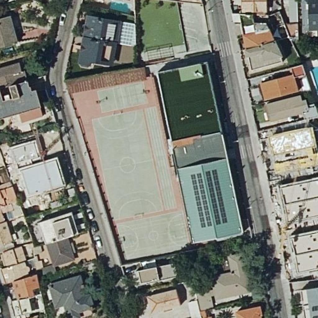 Aerial view of the grounds of Escuela Deportiva Liceo Sorolla B