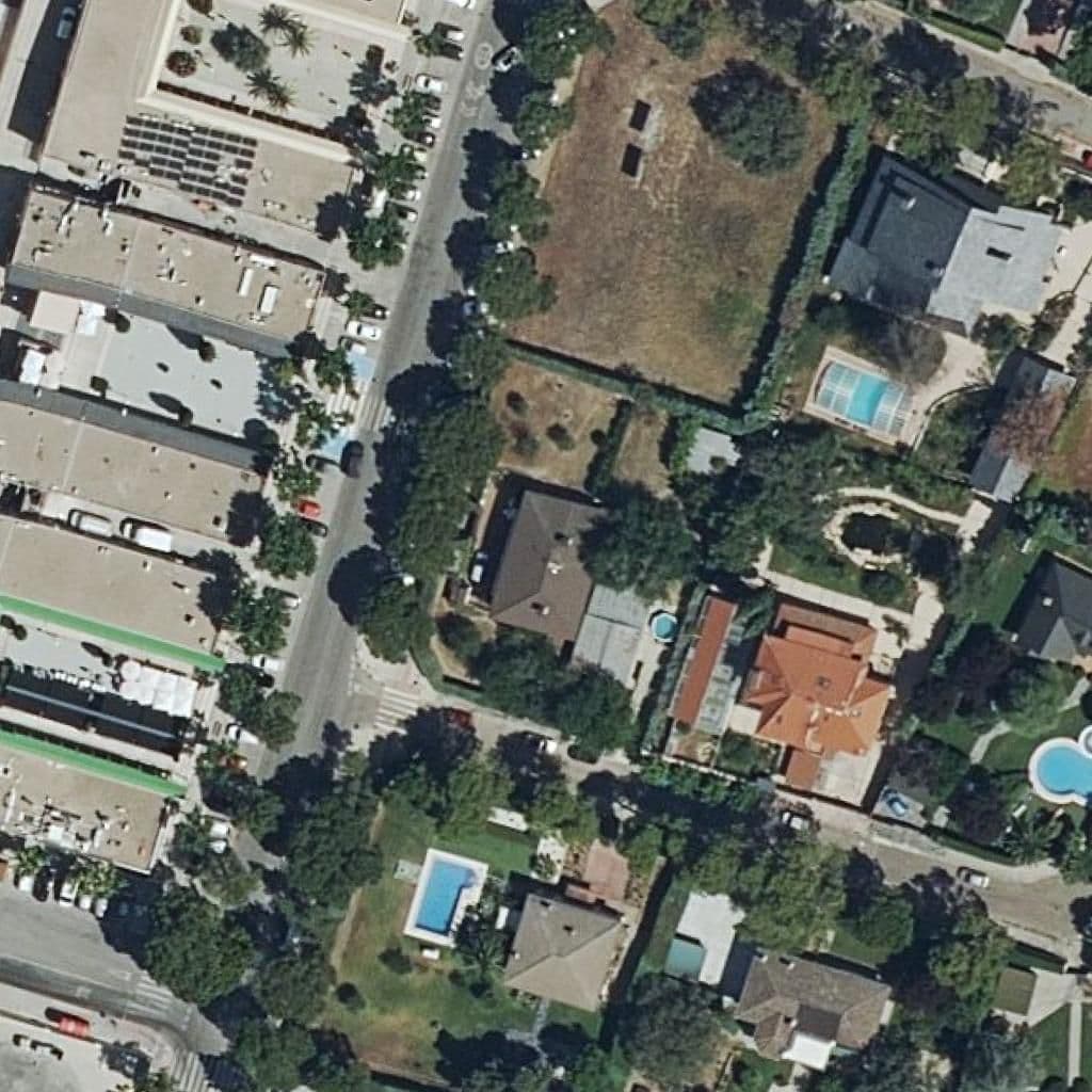 Вид сверху на территорию школы «Colegio Esc Madrid»