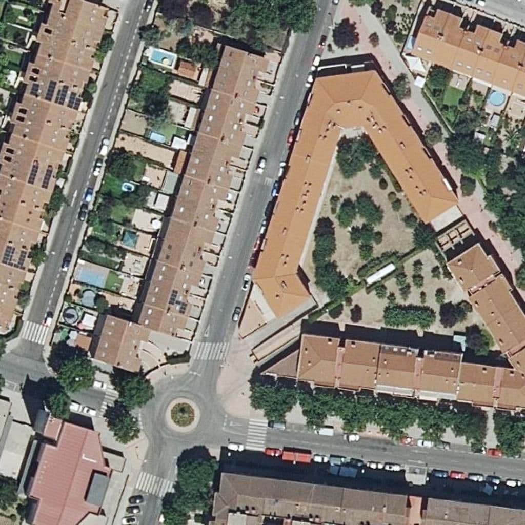 Вид сверху на территорию школы «Montessori Village»