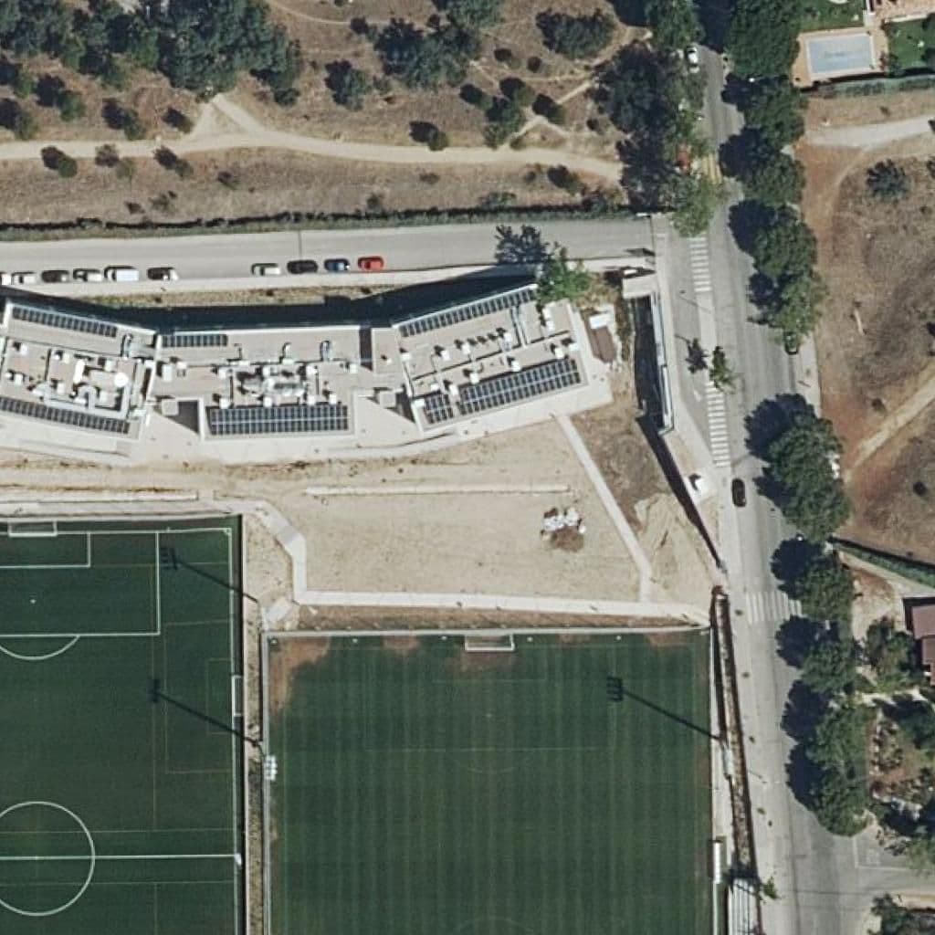 Aerial view of the grounds of Esc American School (Ee.uu.)