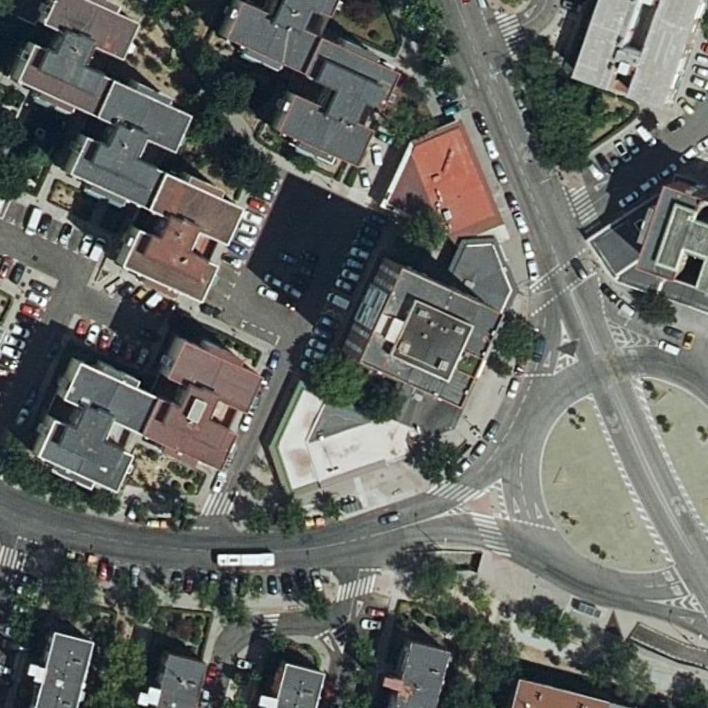 Aerial view of the grounds of Arco Iris Moratalaz