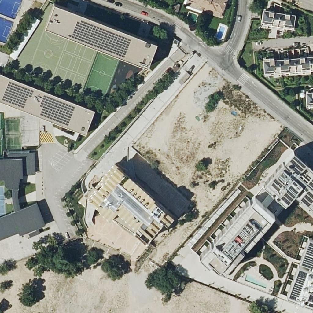 Aerial view of the grounds of Musical Martí Vam-Reggio