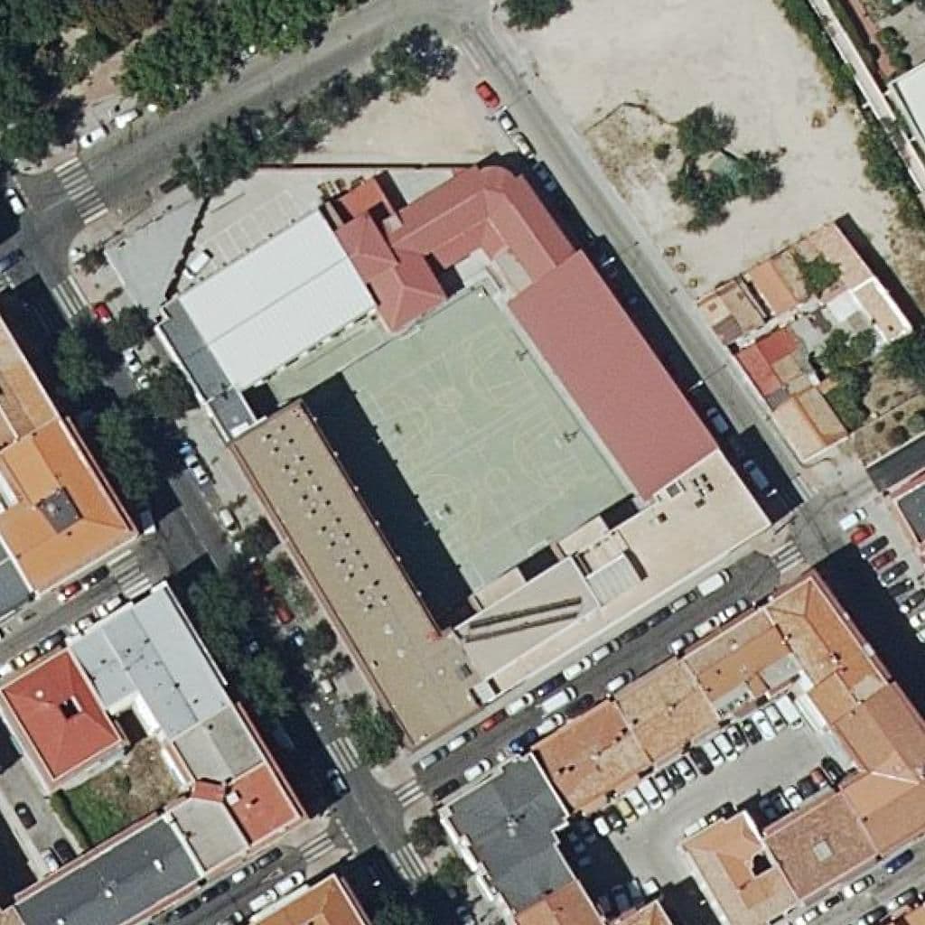 Вид сверху на территорию школы «Fppro Madrid»