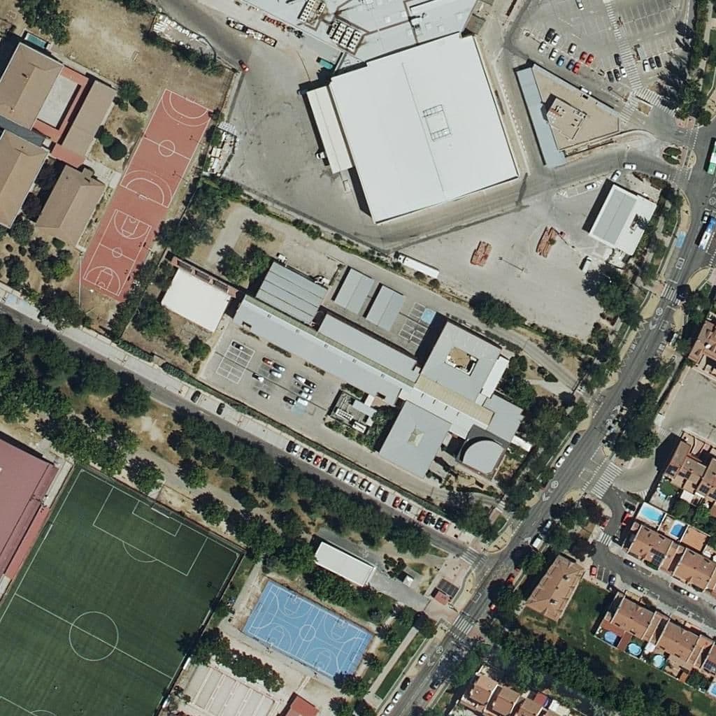 Вид згори на територію школи «Centro De Formacion En Tecnologias De La Informacion Y Las Comunicaciones Madrid Sur»