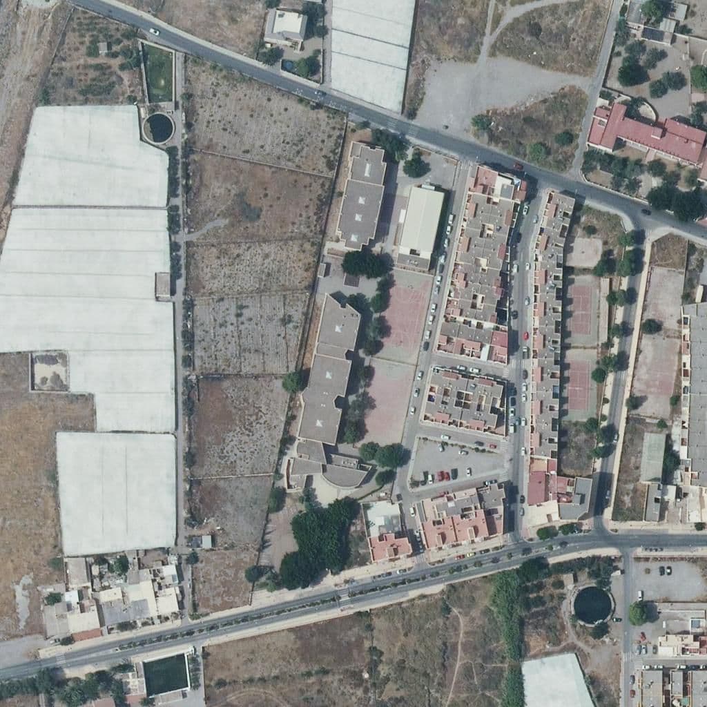 Вид сверху на территорию школы «San Bernardo»