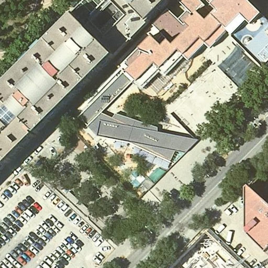 Aerial view of the grounds of Escola Bressol El Bressol Del Poblenou