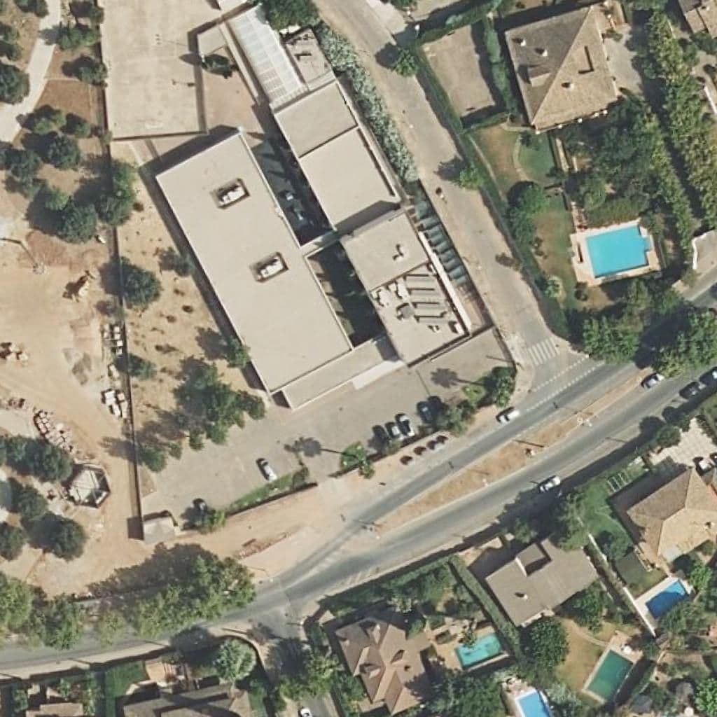Aerial view of the grounds of María Montessori