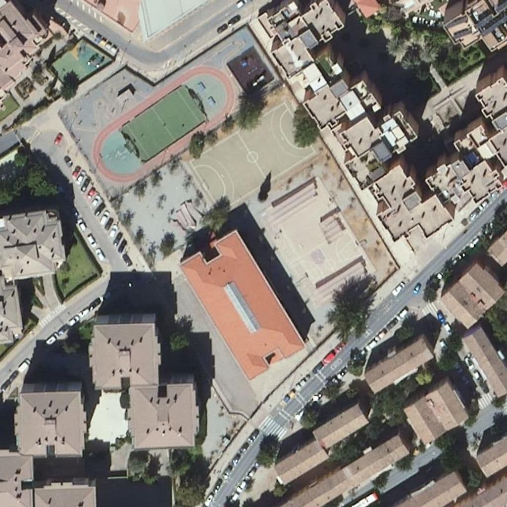 Вид згори на територію школи «Parque De Las Infantas»