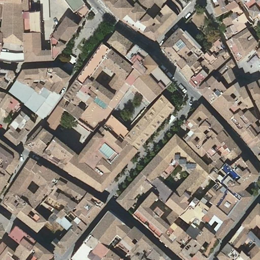 Вид згори на територію школи «Santo Domingo»