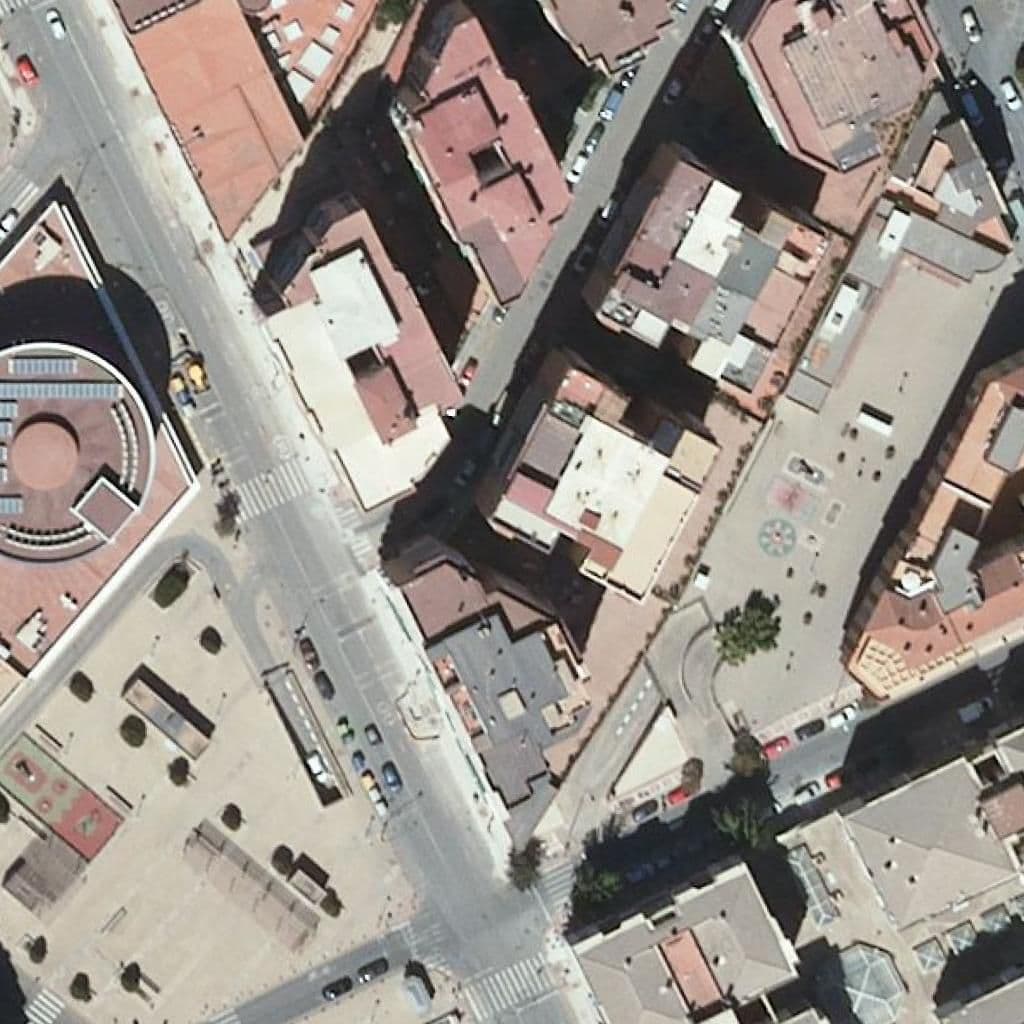 Вид сверху на территорию школы «Nemomarlin Granada»