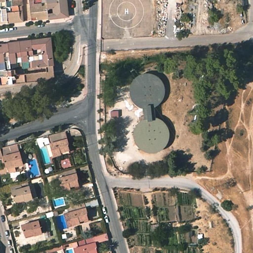 Вид сверху на территорию школы «Centro De Formación Profesional Caja Granada»