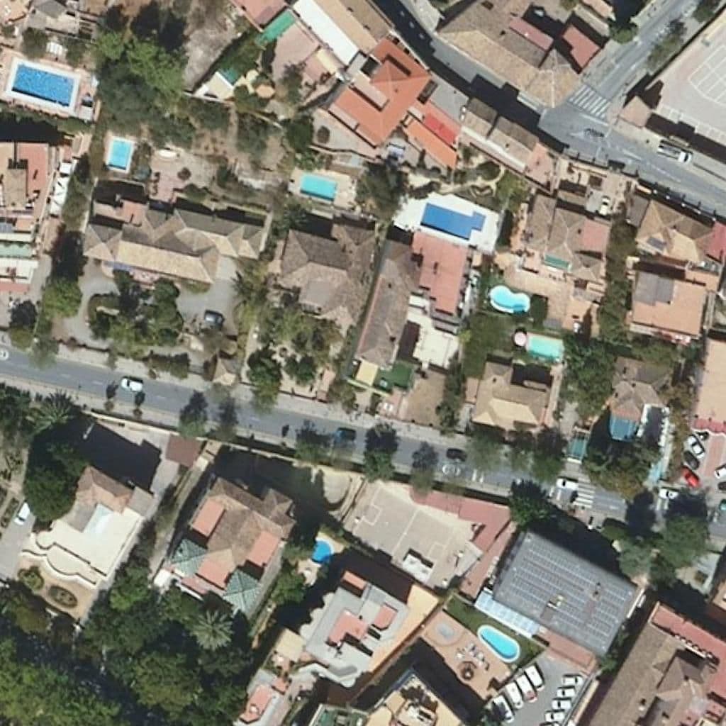 Aerial view of the grounds of Los Ángeles