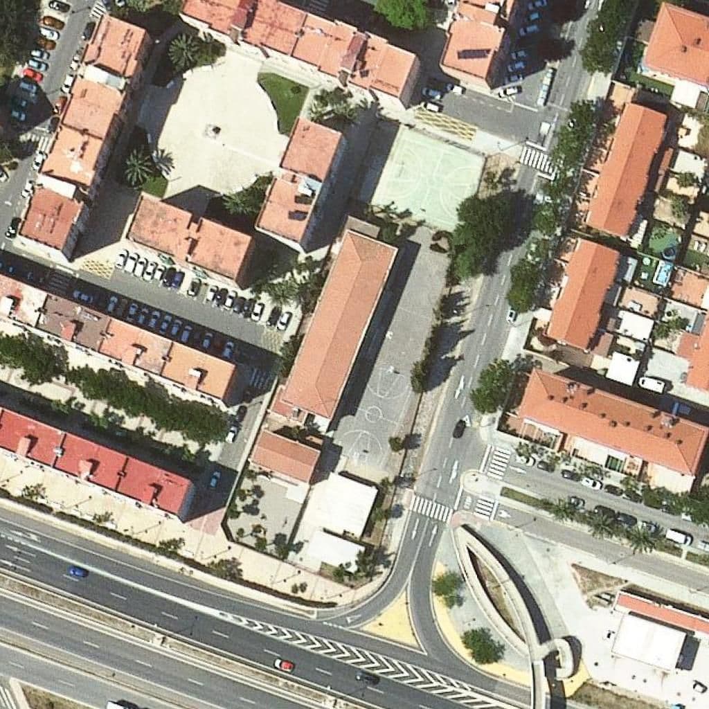 Aerial view of the grounds of Escola La Floresta