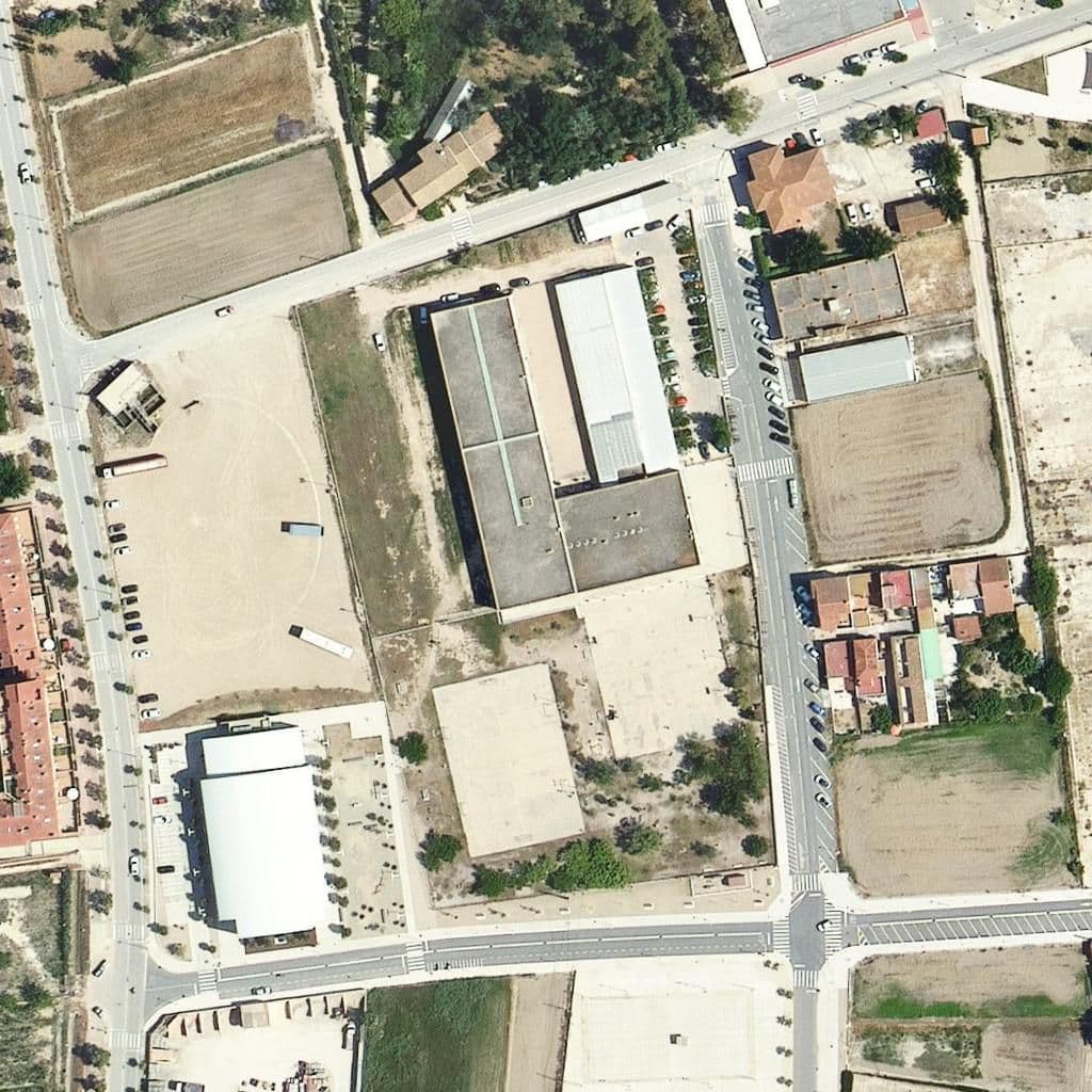 Вид згори на територію школи «Institut De Deltebre»