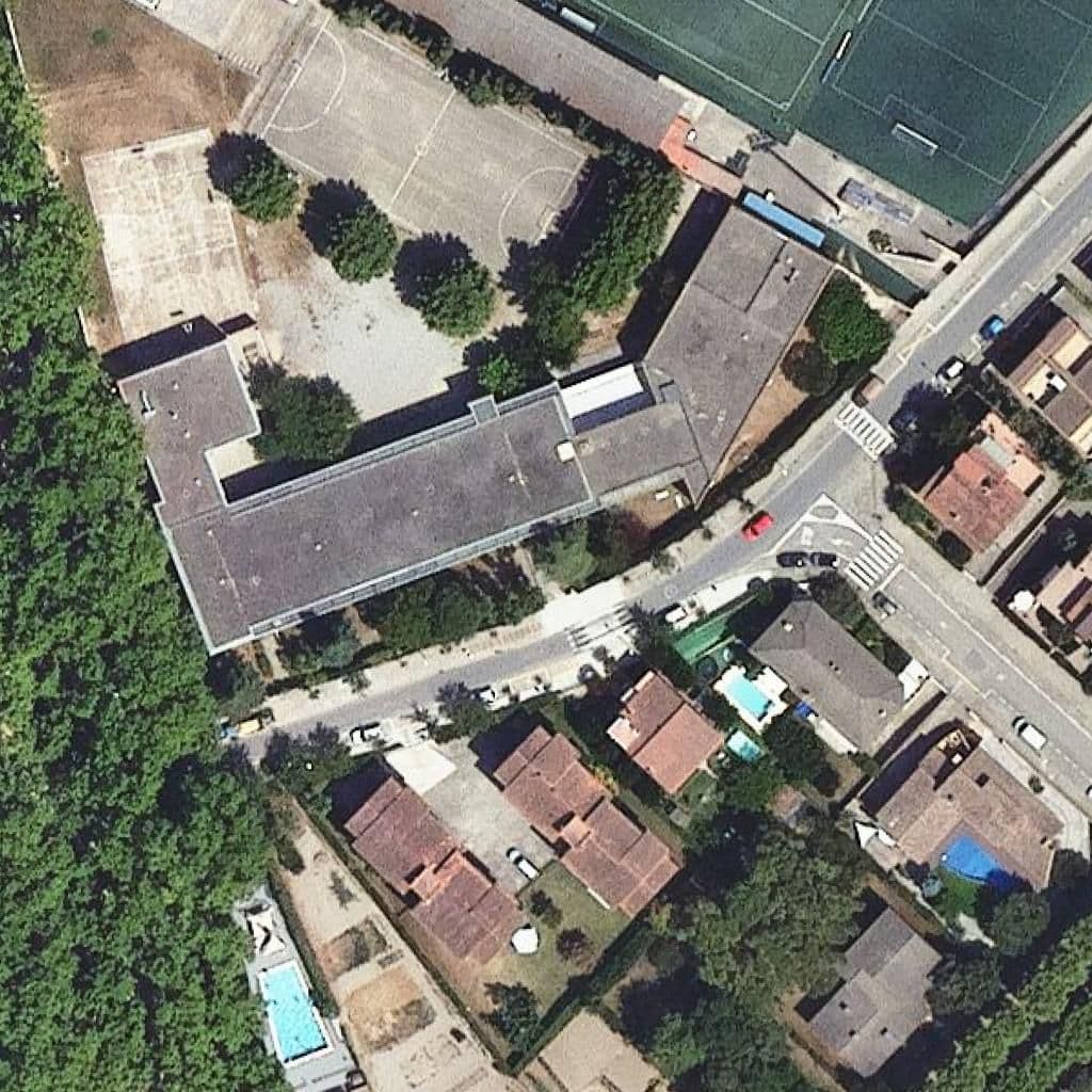 Aerial view of the grounds of Institut Pere Alsius I Torrent