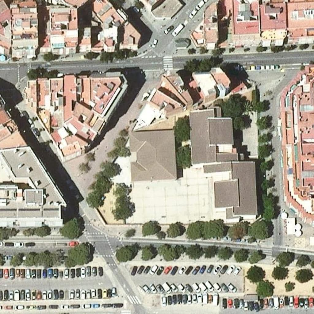 Aerial view of the grounds of Escola Bressol La Casa De Les Flors