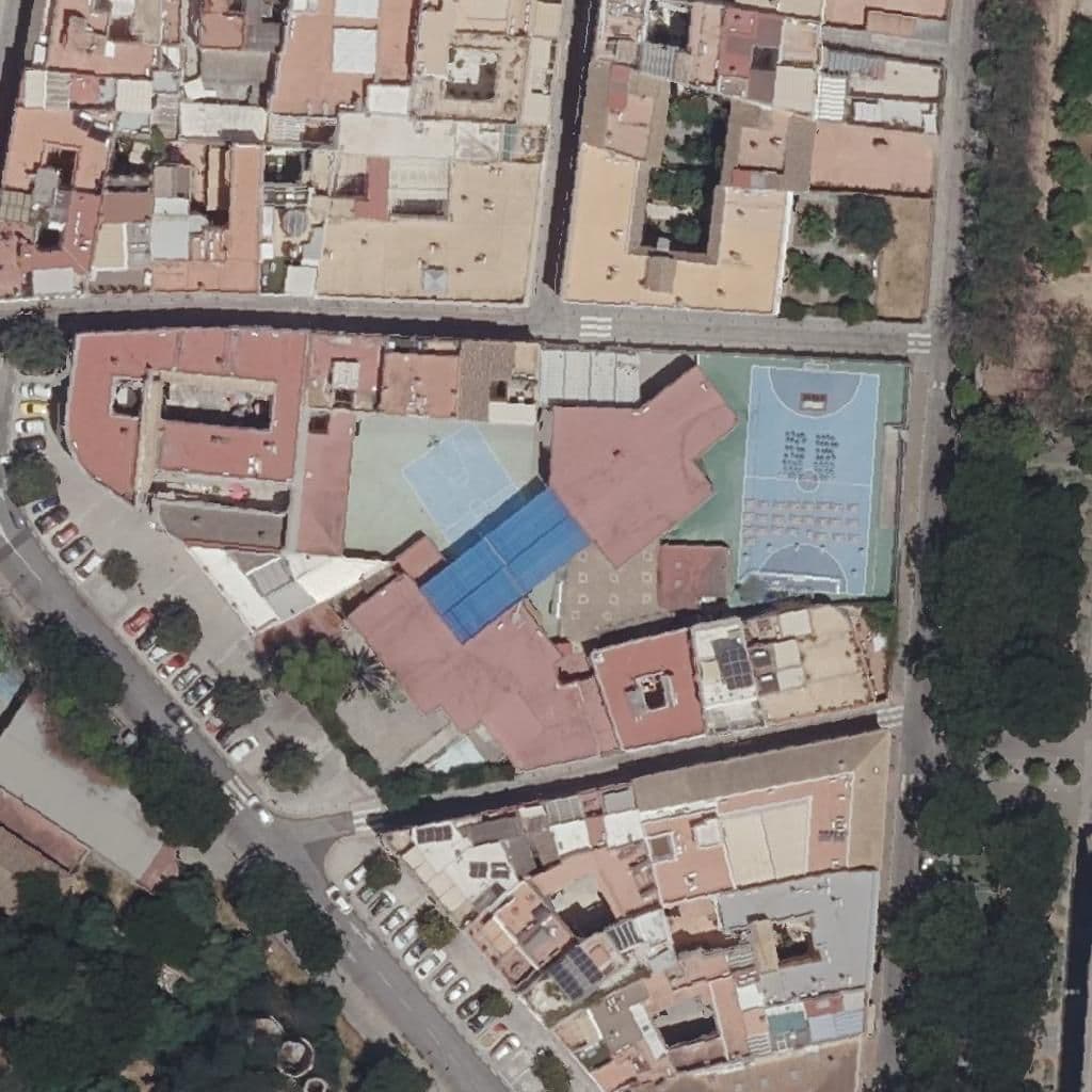 Вид сверху на территорию школы «San Bernardo»