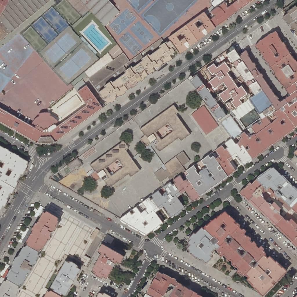 Вид сверху на территорию школы «San Juan Bosco»