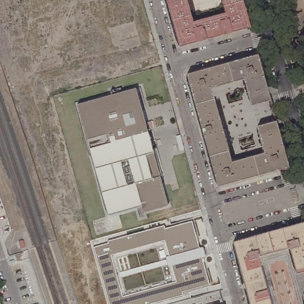 Вид сверху на территорию школы «La Casa Del Niño»