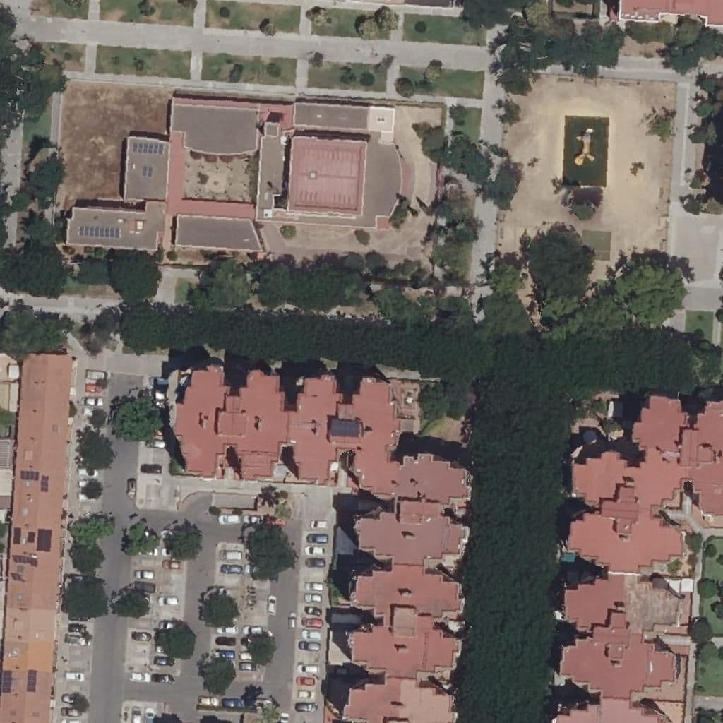 Aerial view of the grounds of Gente Menuda 2