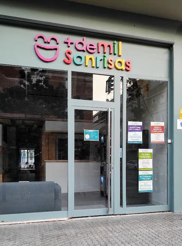Más De Mil Sonrisas