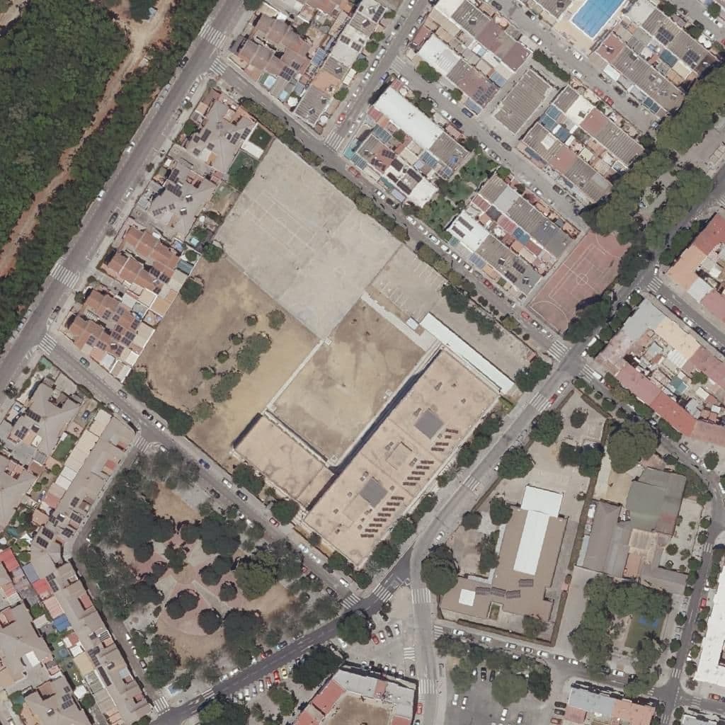 Вид сверху на территорию школы «San Jerónimo»