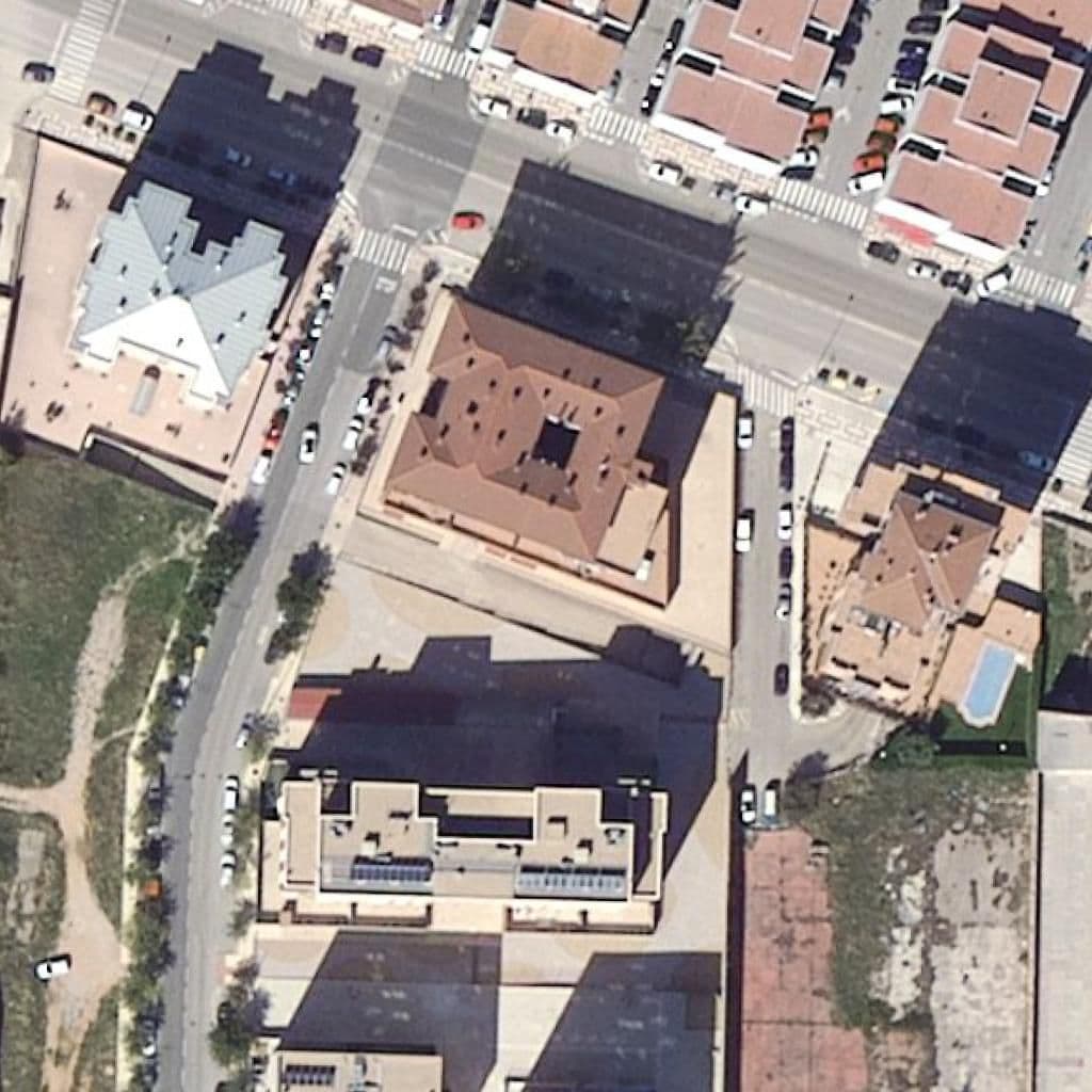 Aerial view of the grounds of Eiandy Planet