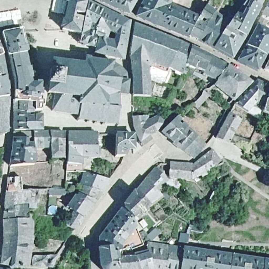 Aerial view of the grounds of Mercurio
