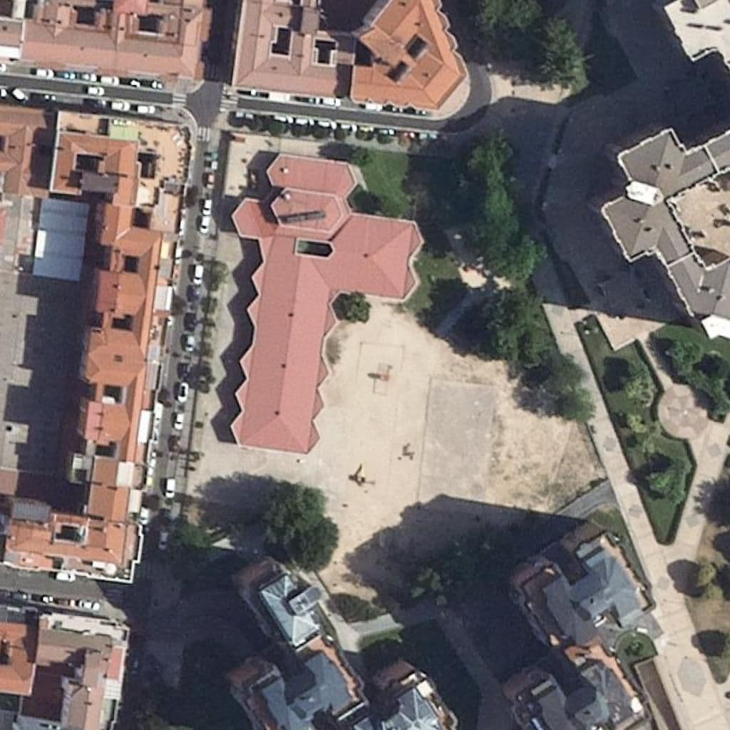 Aerial view of the grounds of El Tobogán