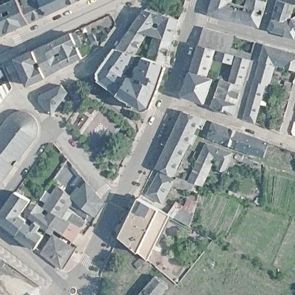 Aerial view of the grounds of Escuela Infantil De Bembibre