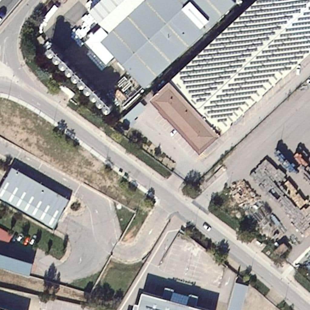 Вид згори на територію школи «Gloria Fuertes»