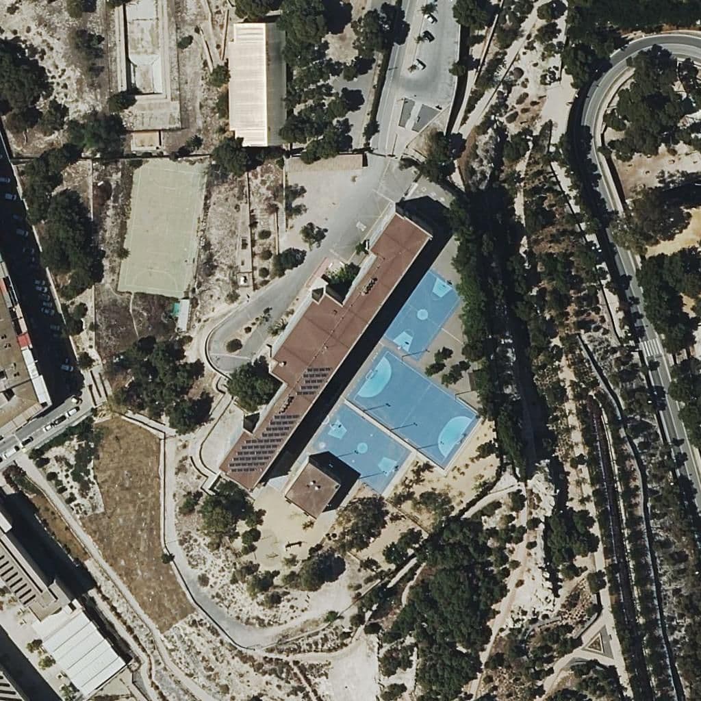 Aerial view of the grounds of Ceip Prácticas-La Aneja