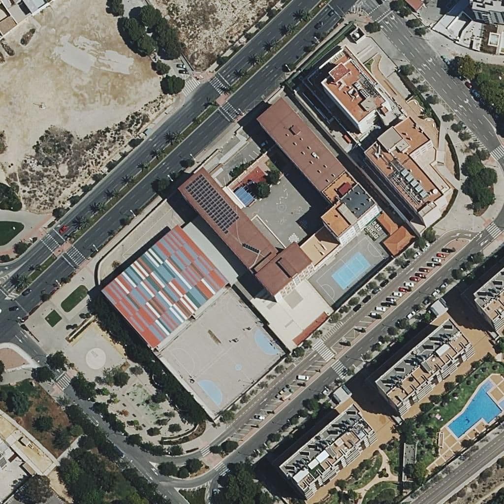 Aerial view of the grounds of Centre Privat Calasancio
