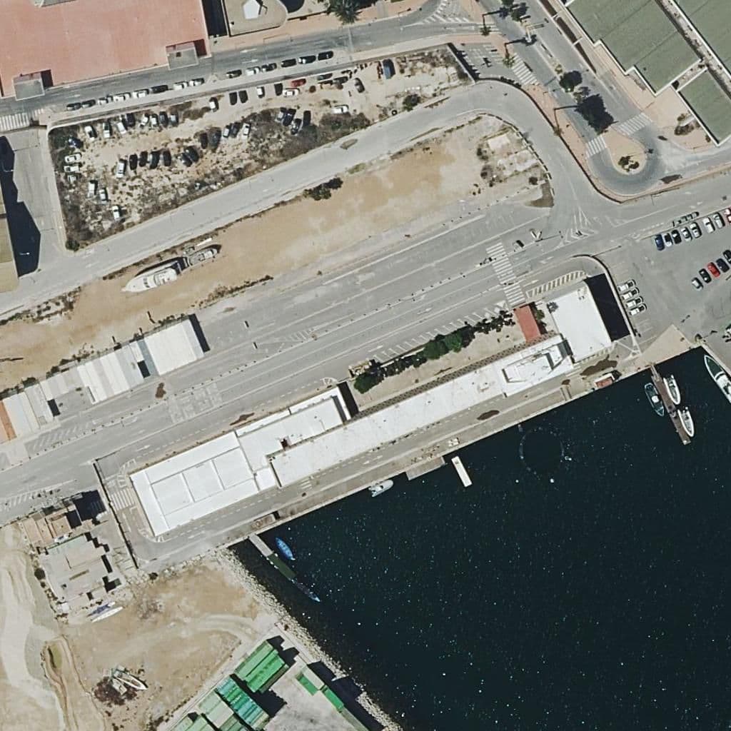 Вид сверху на территорию школы «Cipfp Politècnic Marítim Pesquer Del Mediterrani»