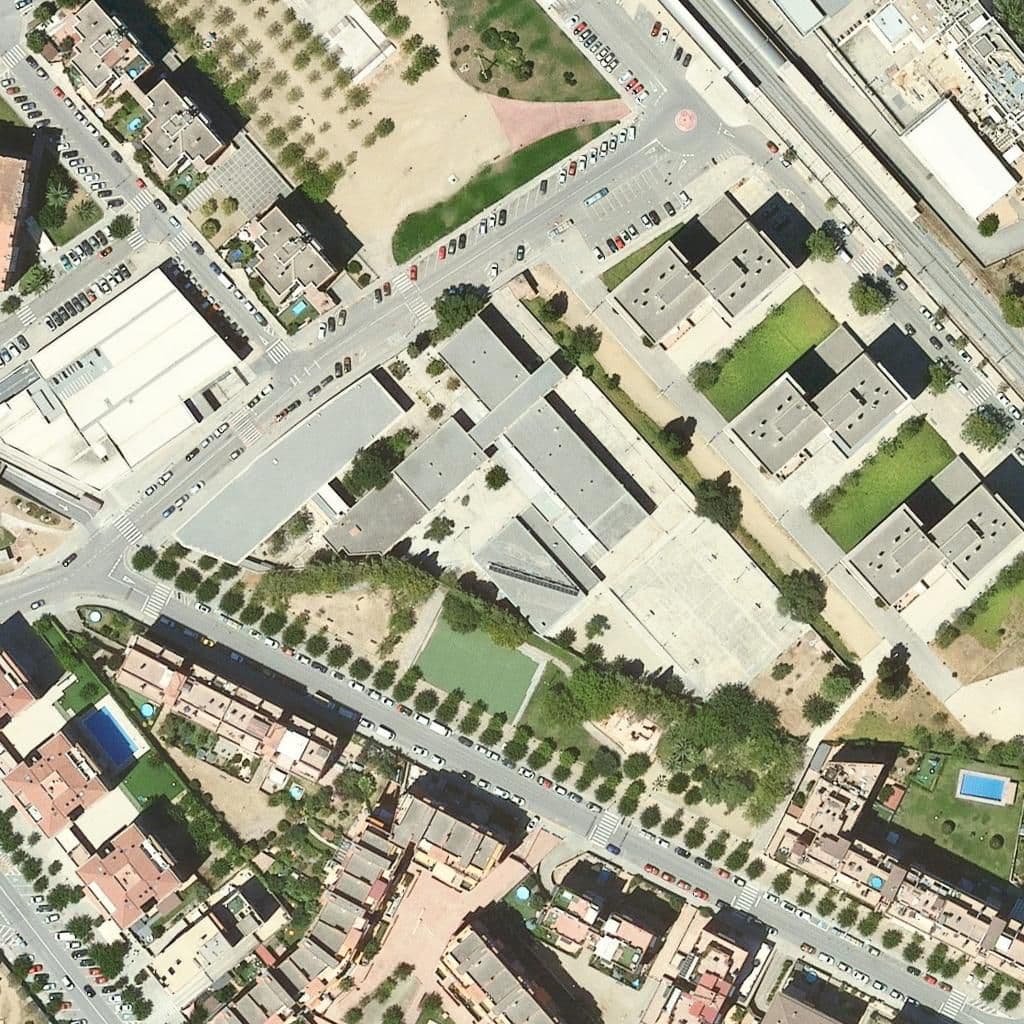 Вид згори на територію школи «Institut El Palau»