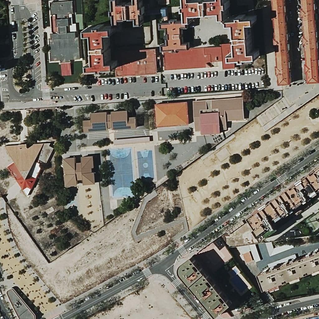 Aerial view of the grounds of Ceip Mora Puchol