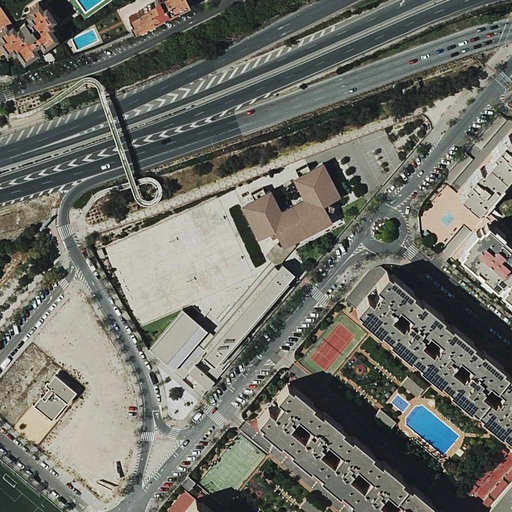 Aerial view of the grounds of Ies Bahía De Babel