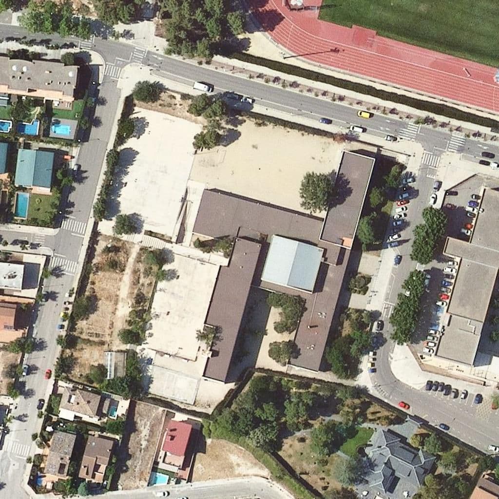 Aerial view of the grounds of Institut Pere Vives I Vich