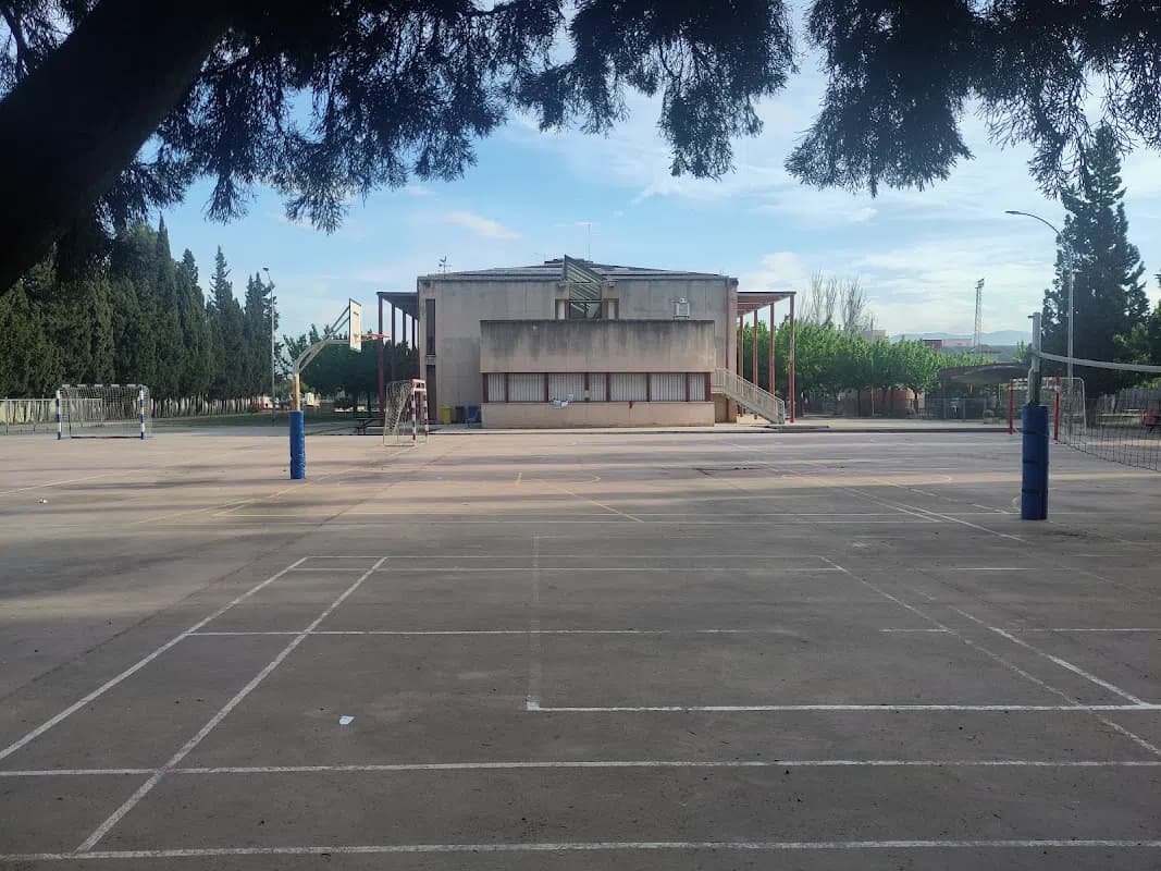 Escola Ferreries