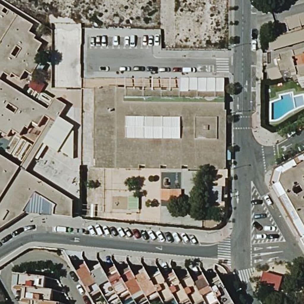 Aerial view of the grounds of Ei 1Er Cicle Rayuela